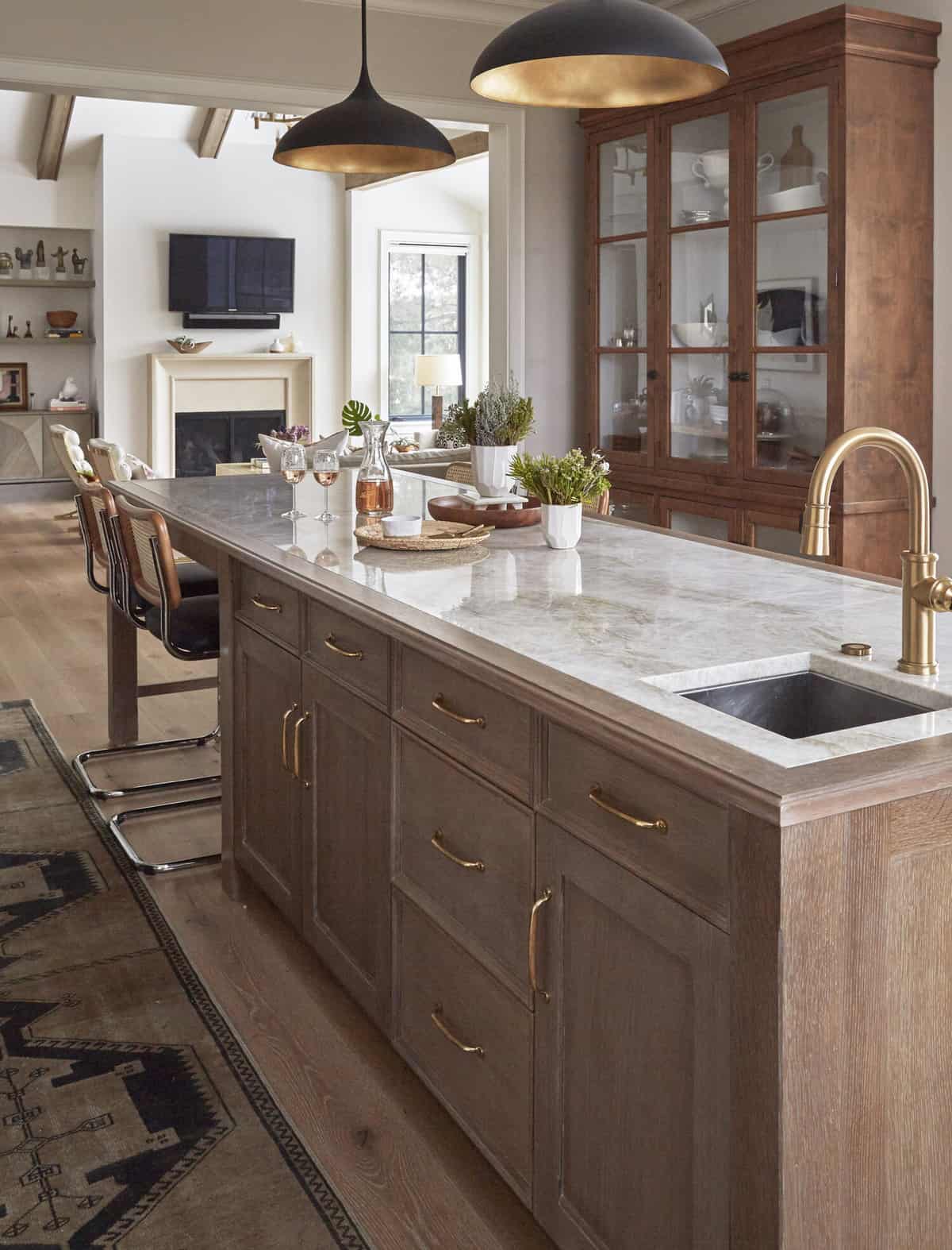lake-house-eclectic-kitchen