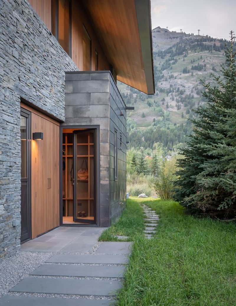 mountain-home-exterior