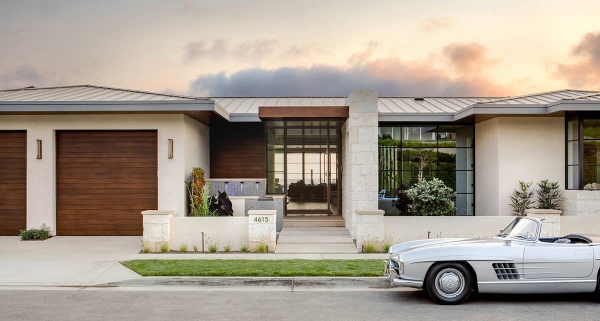 modern-luxury-home-exterior
