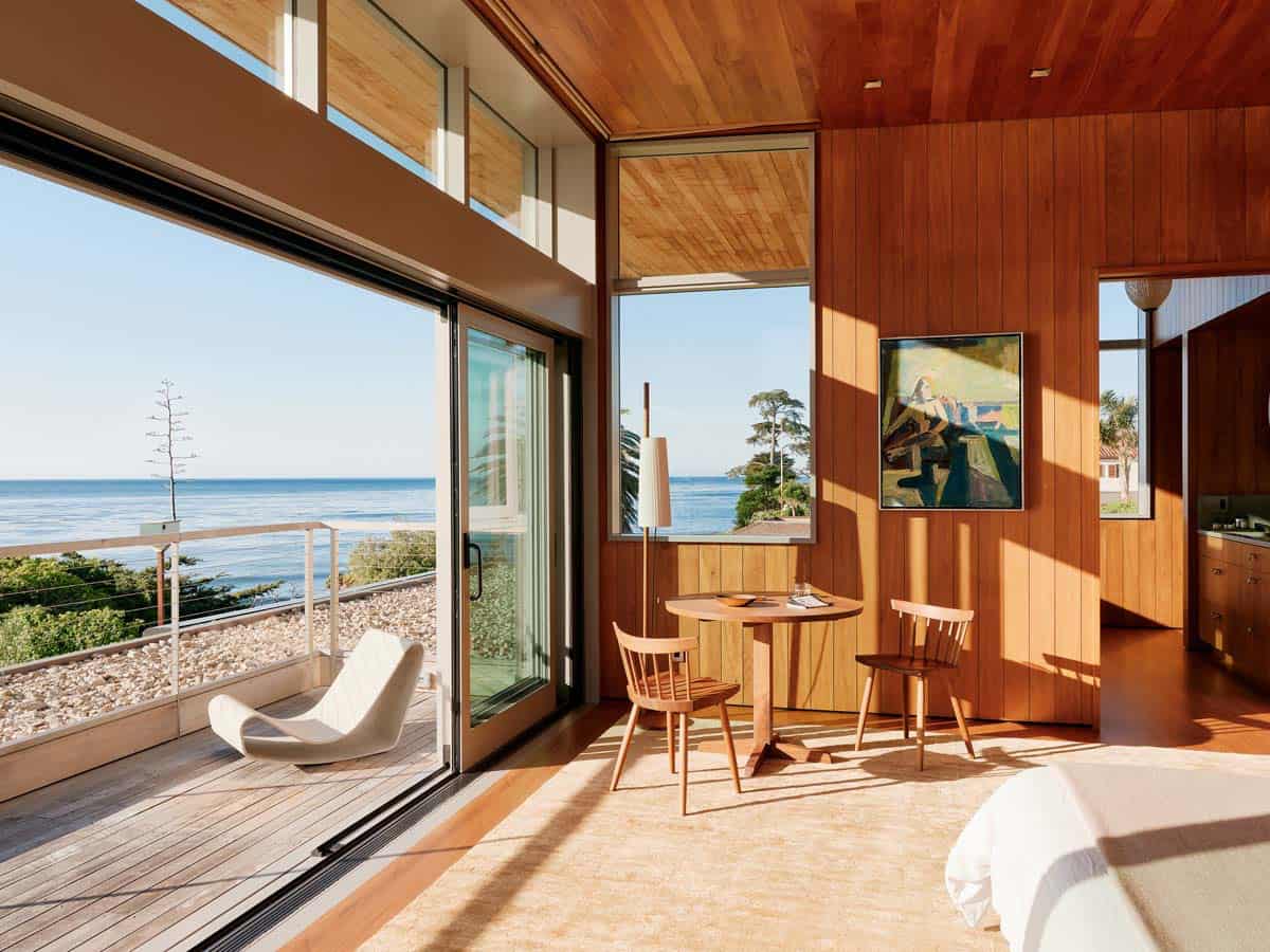 beach-house-bedroom