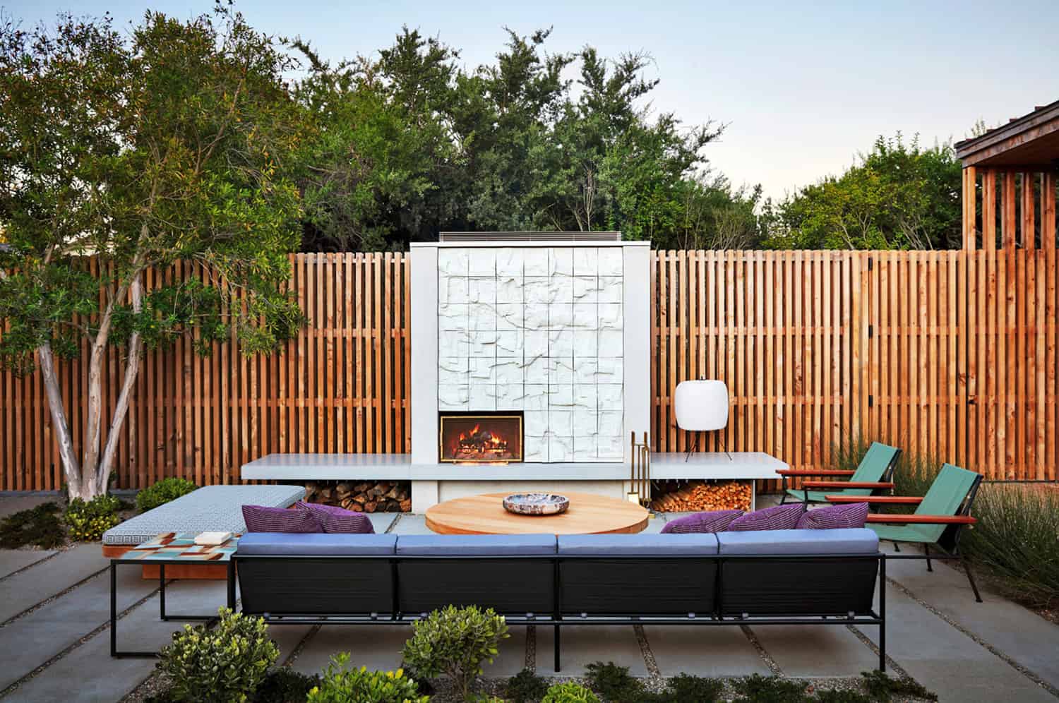 beach-house-outdoor-patio