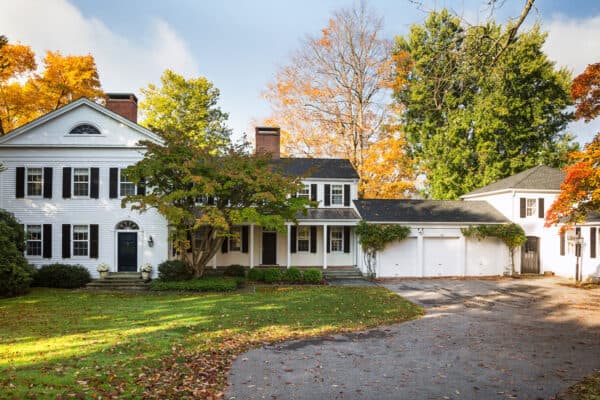 featured posts image for A colonial style Connecticut home is surrounded by a beautiful forest