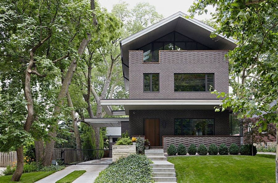 Delightful family home in Missouri blends into its leafy neighborhood