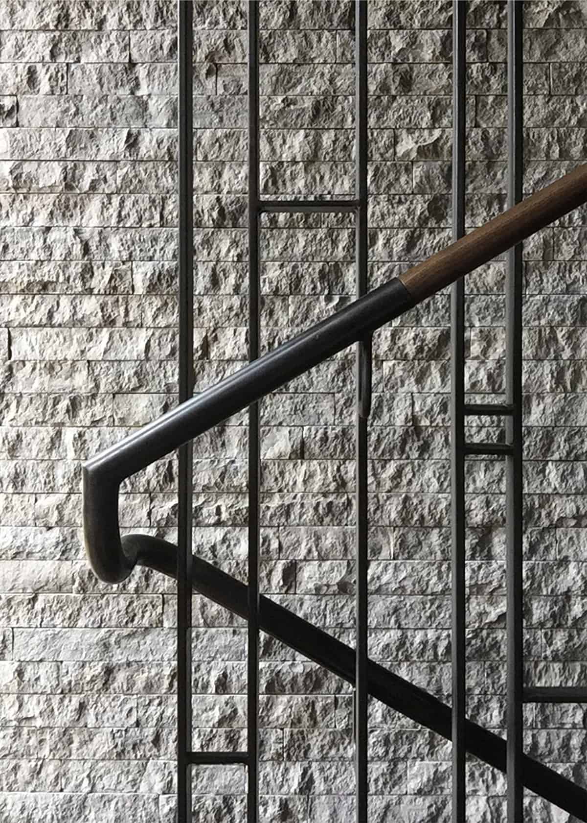 midcentury-modern-staircase