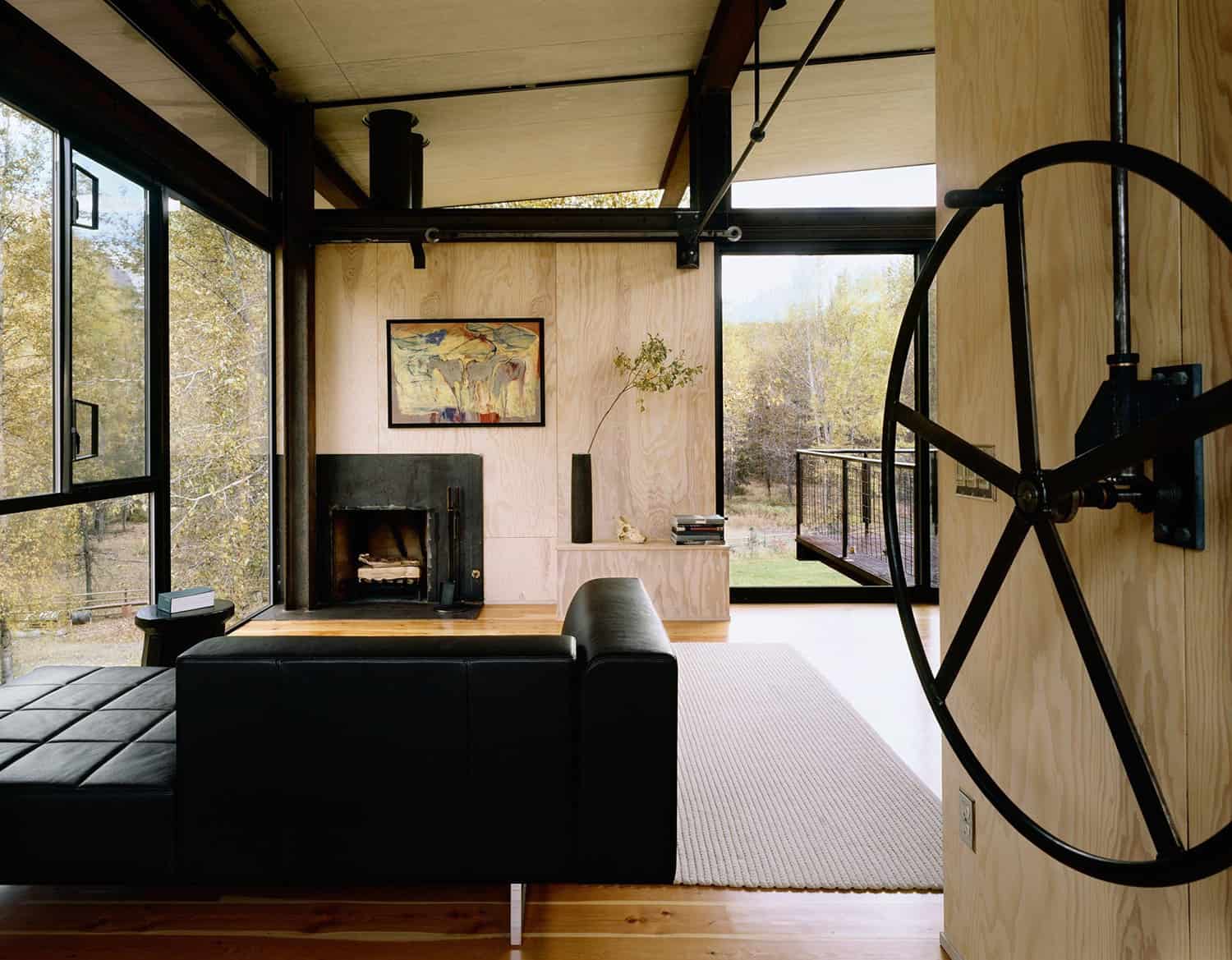modern-steel-cabin-living-room