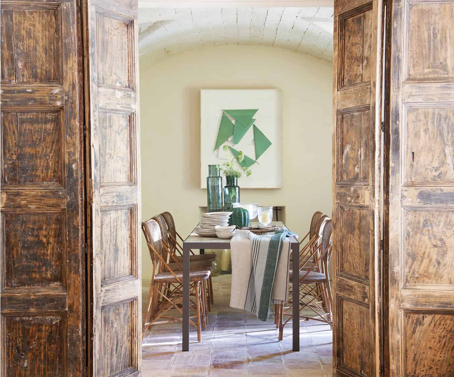 rustic-country-house-dining-room