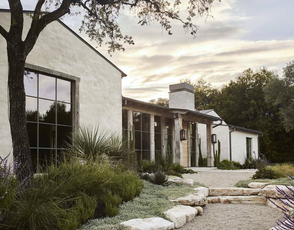 ranch-style-home-exterior