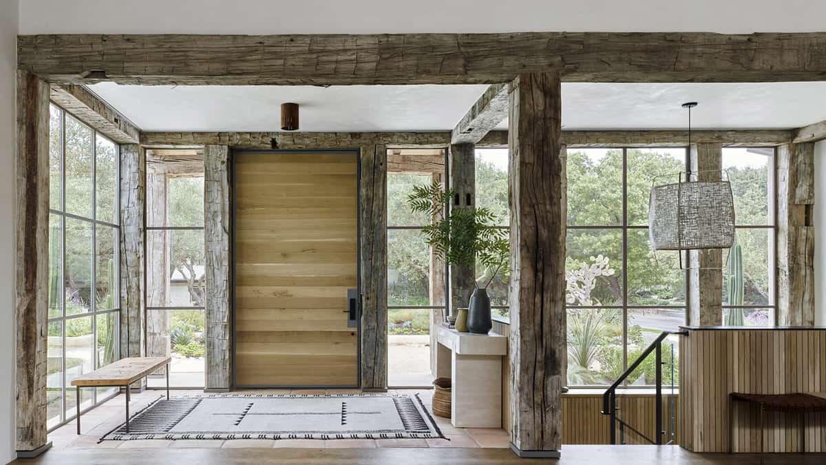 ranch-style-home-entry