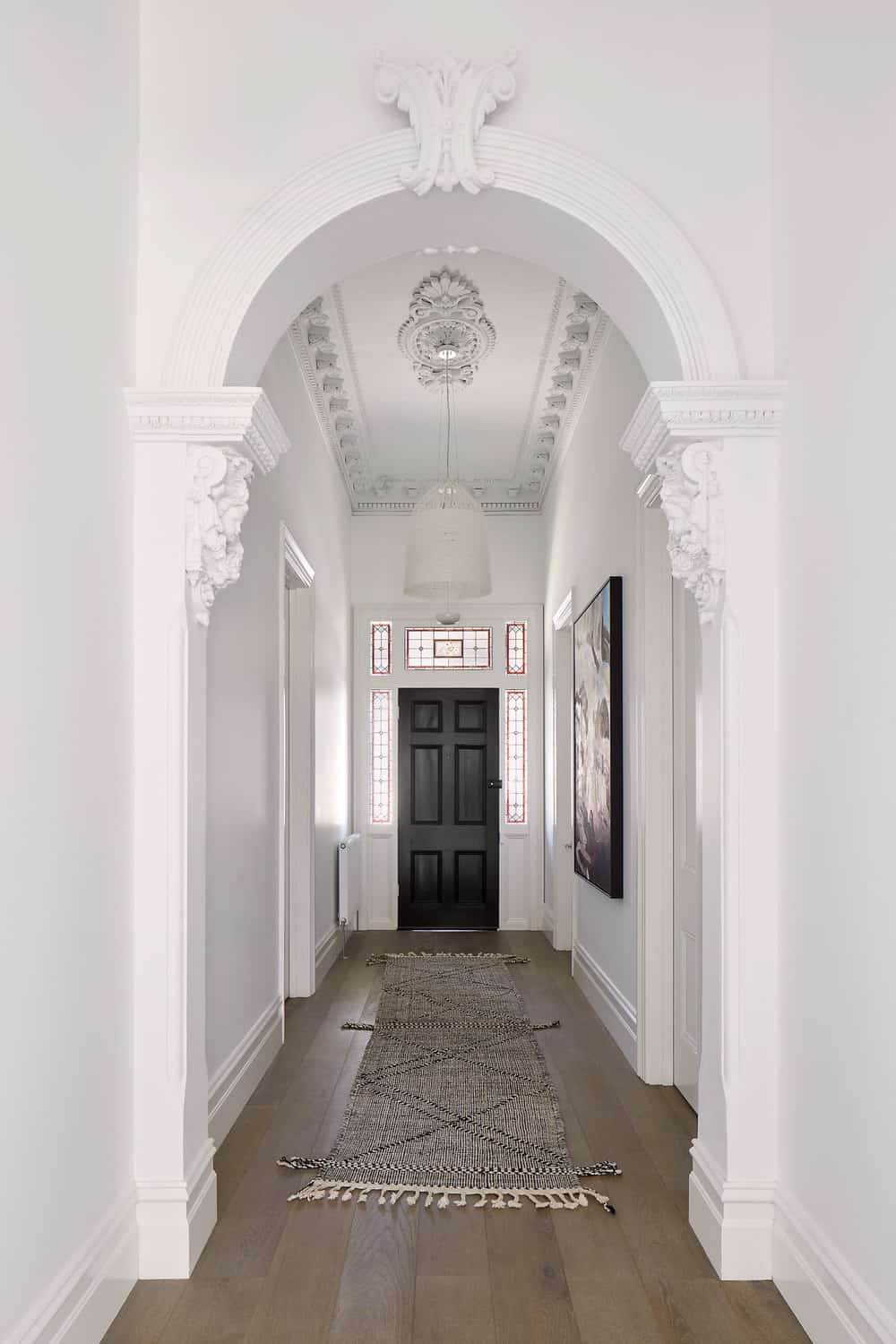 contemporary-hallway