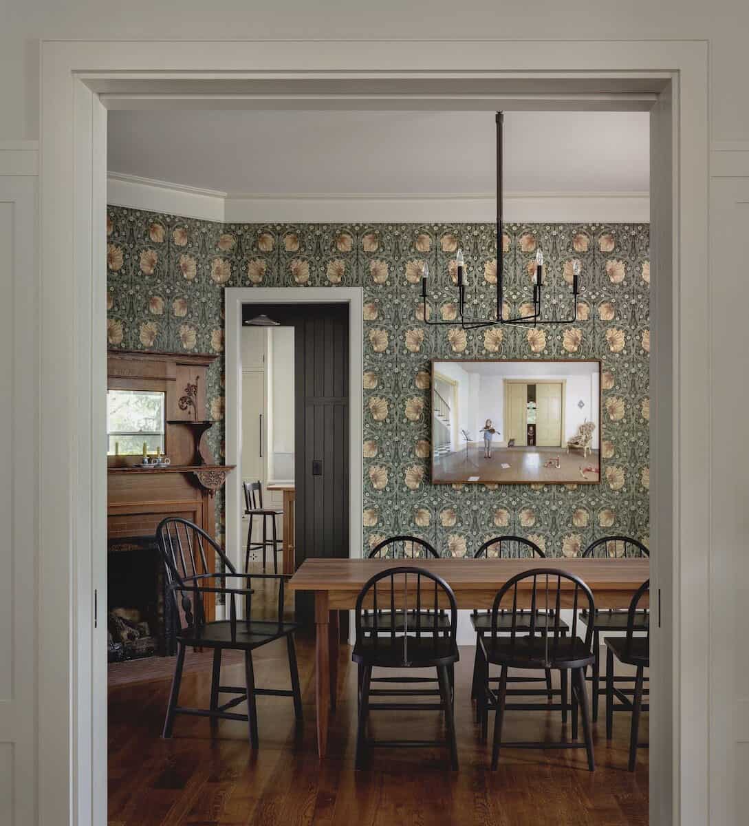 contemporary-farmhouse-style-dining-room