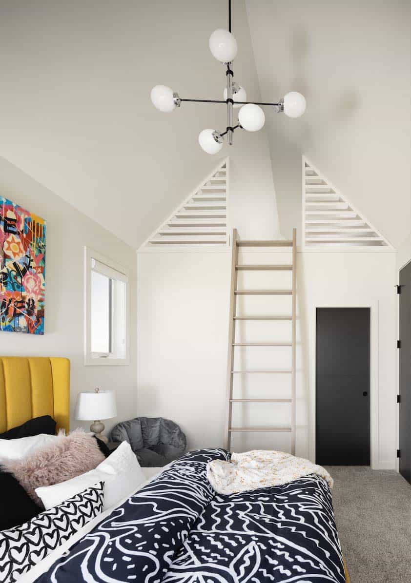 modern-coastal-style-kids-bedroom-with-a-loft