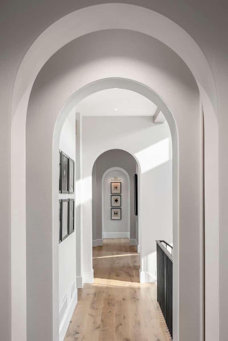 modern-european-luxury-hallway