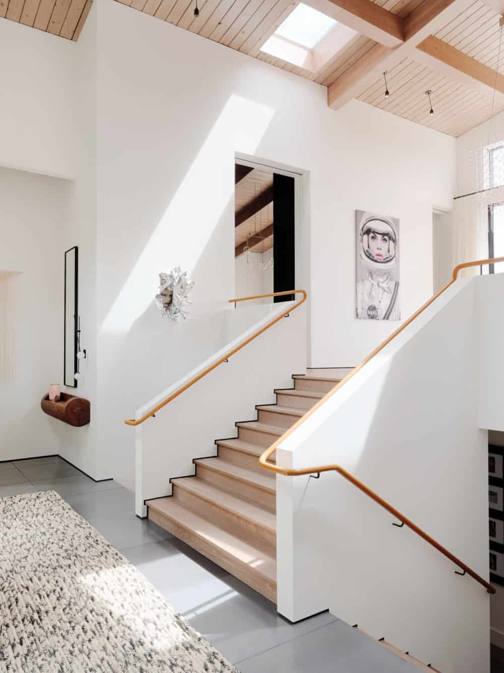 modern-entry-staircase