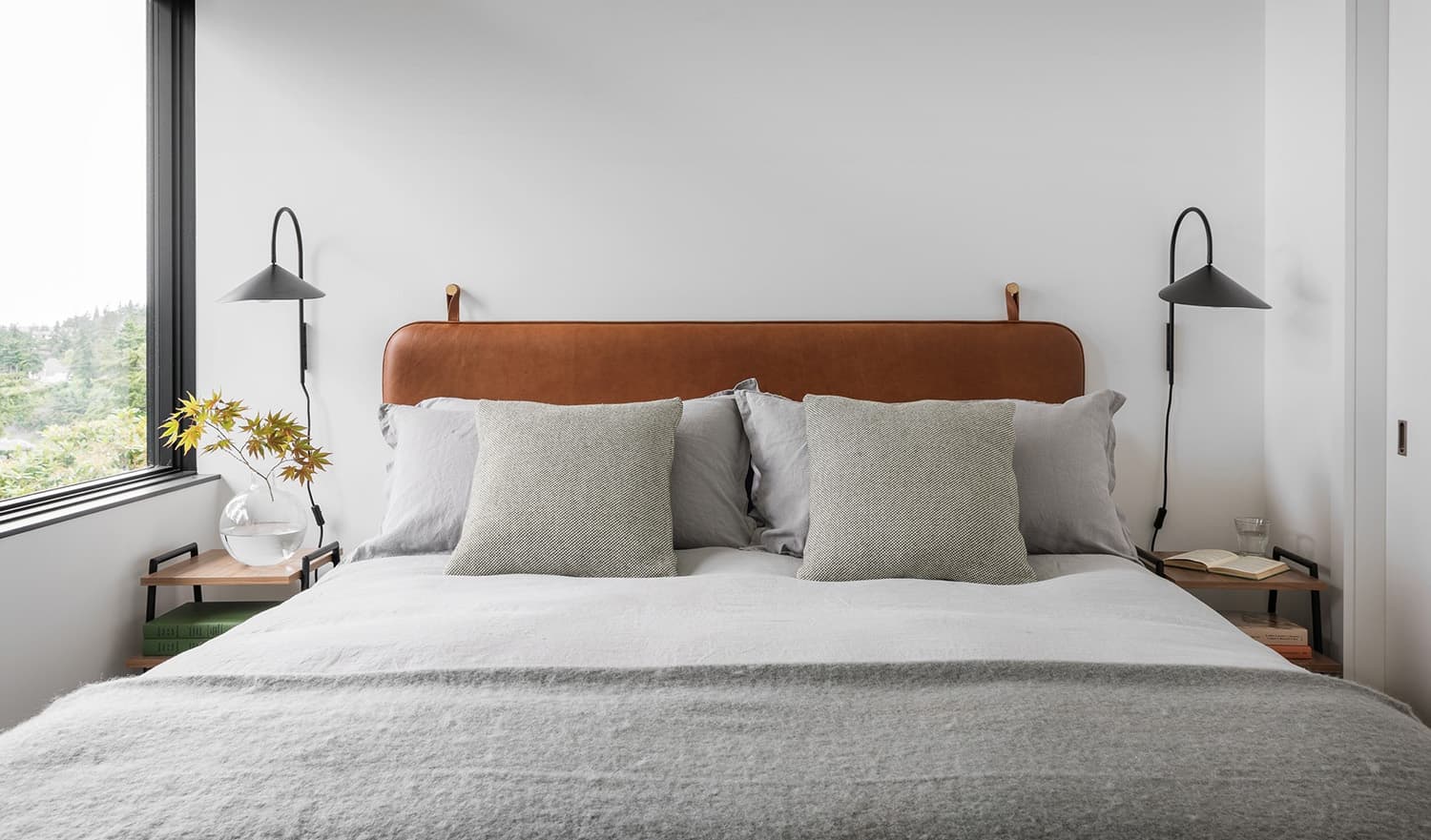 scandinavian-modern-bedroom