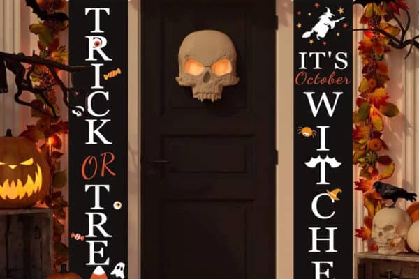 featured posts image for 15+ Most Hauntingly Amazing Halloween Front Door Decor Ideas