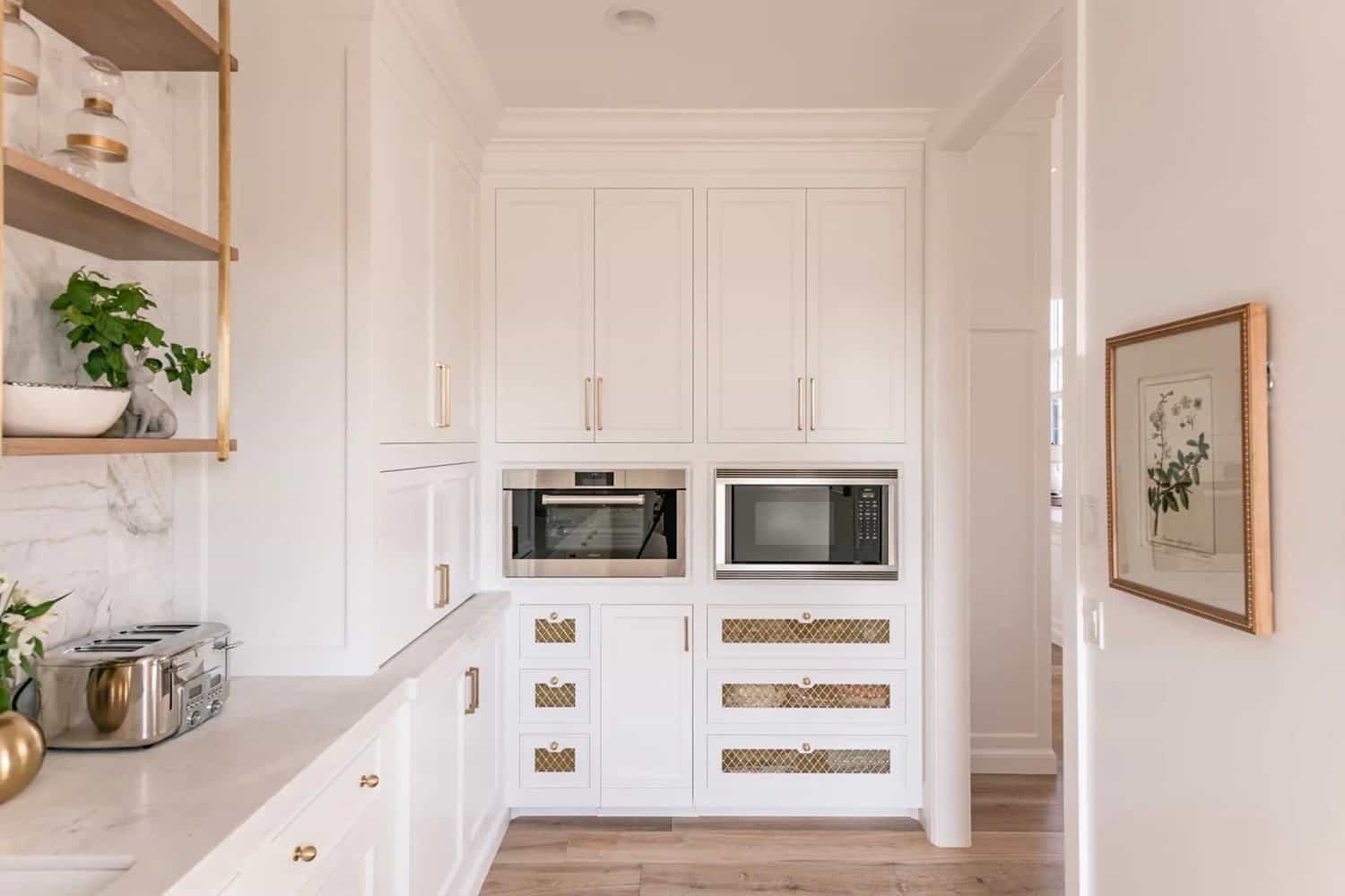 French-modern-style-kitchen-pantry