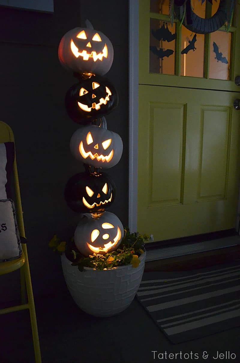 halloween-lighted-pumpkin-topiary