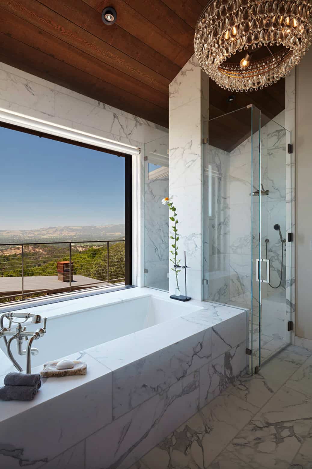 sonoma-wine-country-farmhouse-bathroom-with-a-view