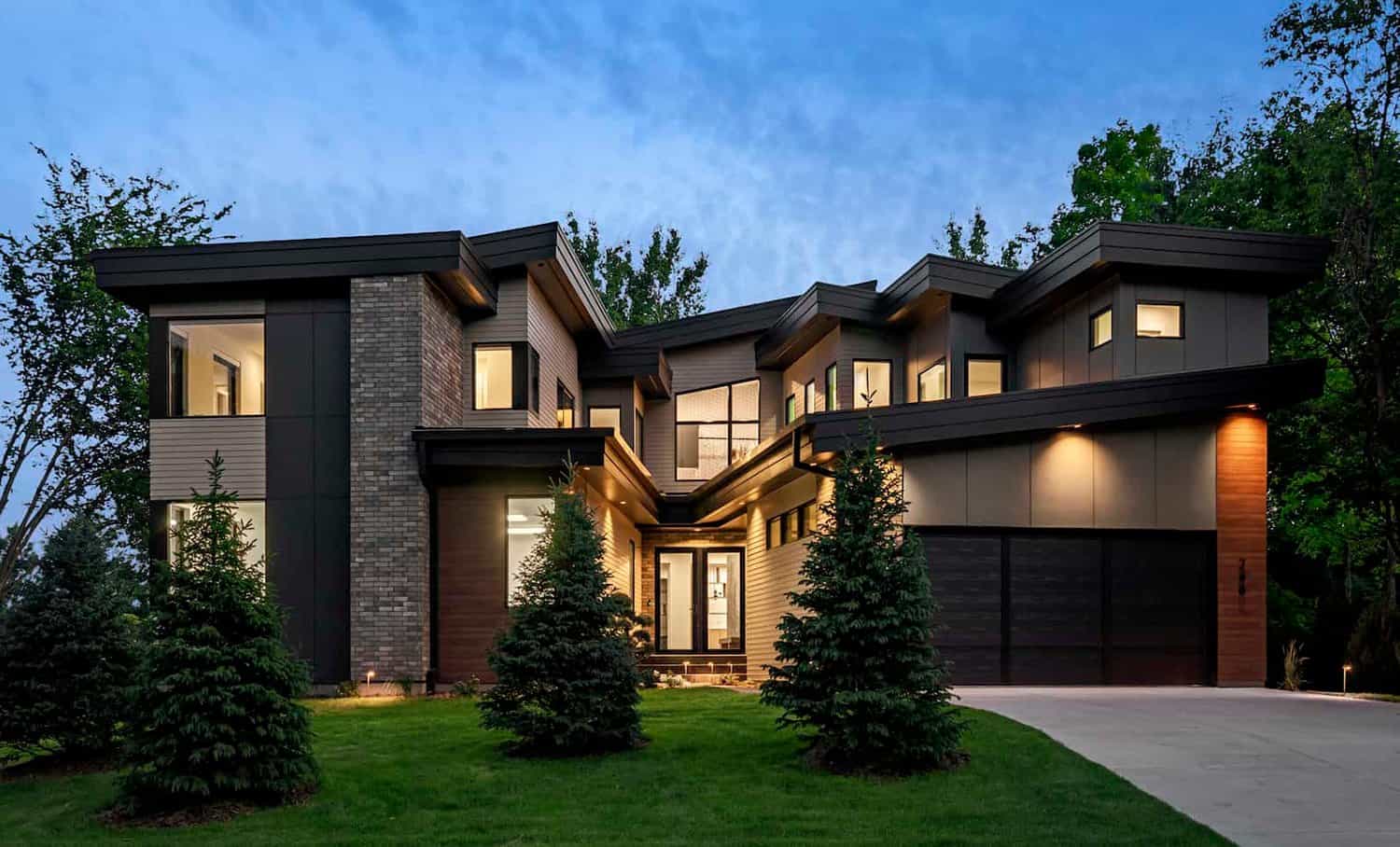 mountain-modern-style-home-exterior