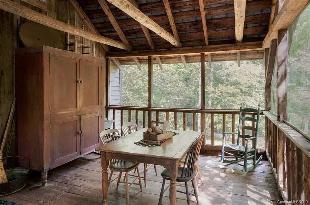 rustic-sawmill-screened-porch