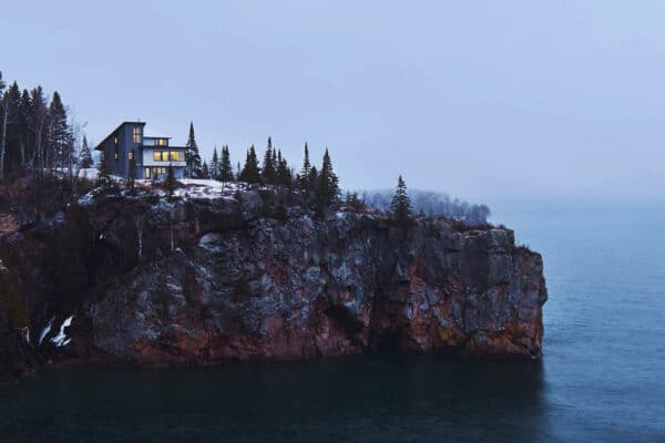featured posts image for Modern lake home perched on a cliff with amazing views of Lake Superior