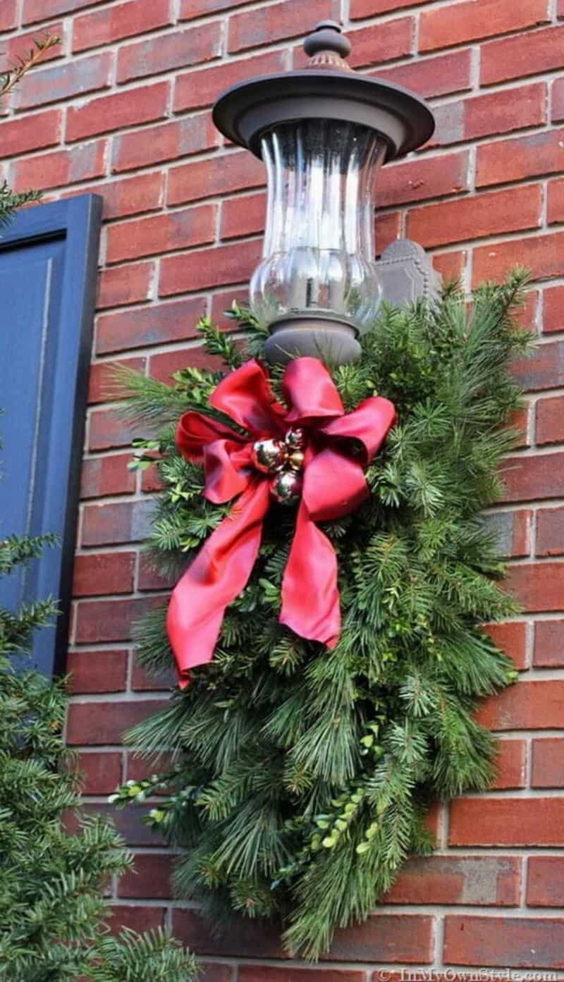 christmas-porch-light-decoration