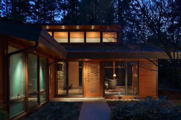 featured posts image for A serene wooded glass pavilion house in the forest of Washington