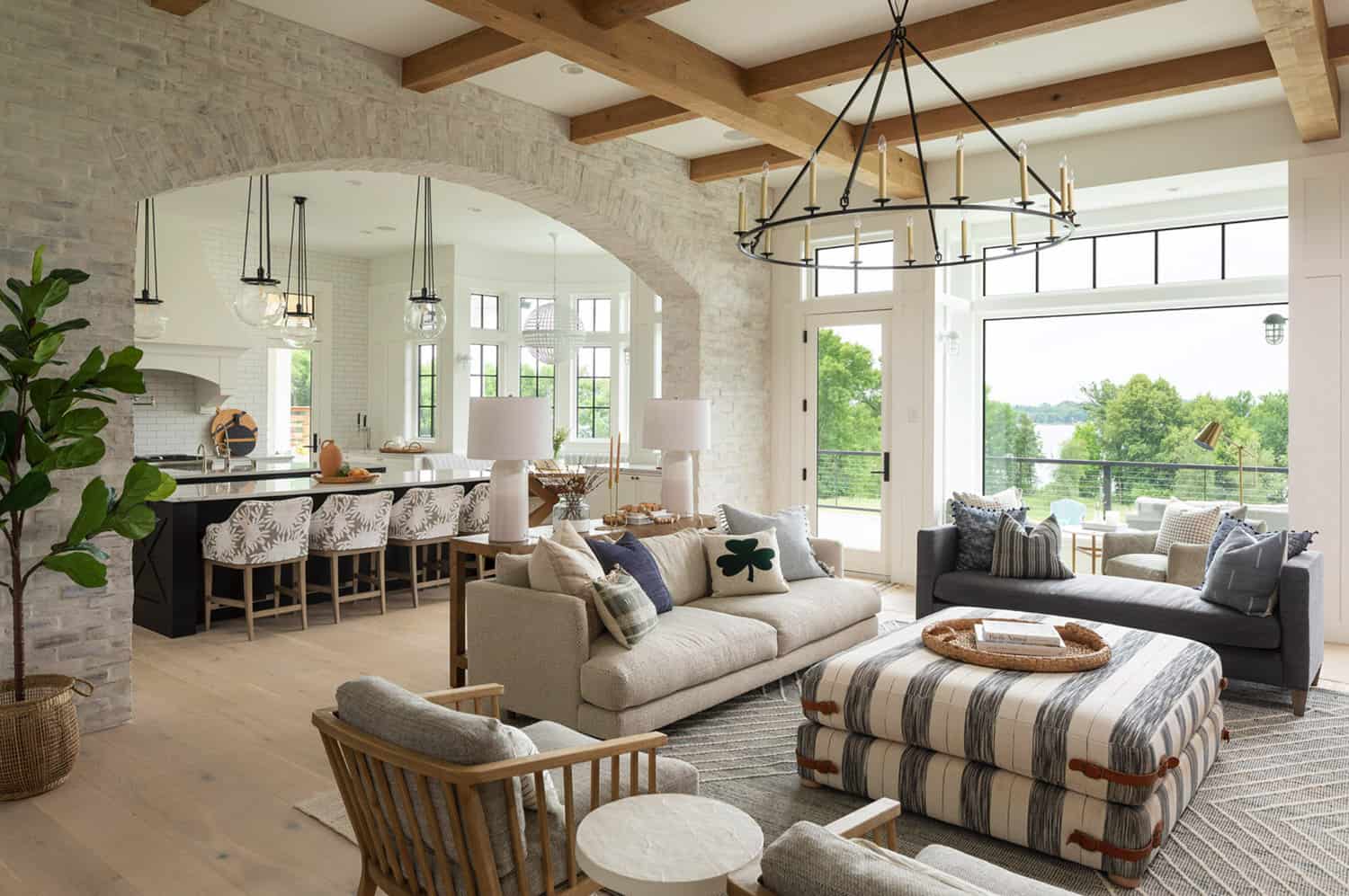 contemporary-farmhouse-living-room