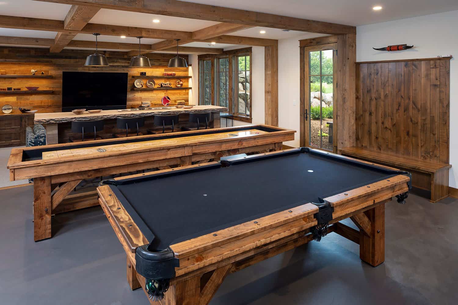 rustic-family-room-with-a-pool-table