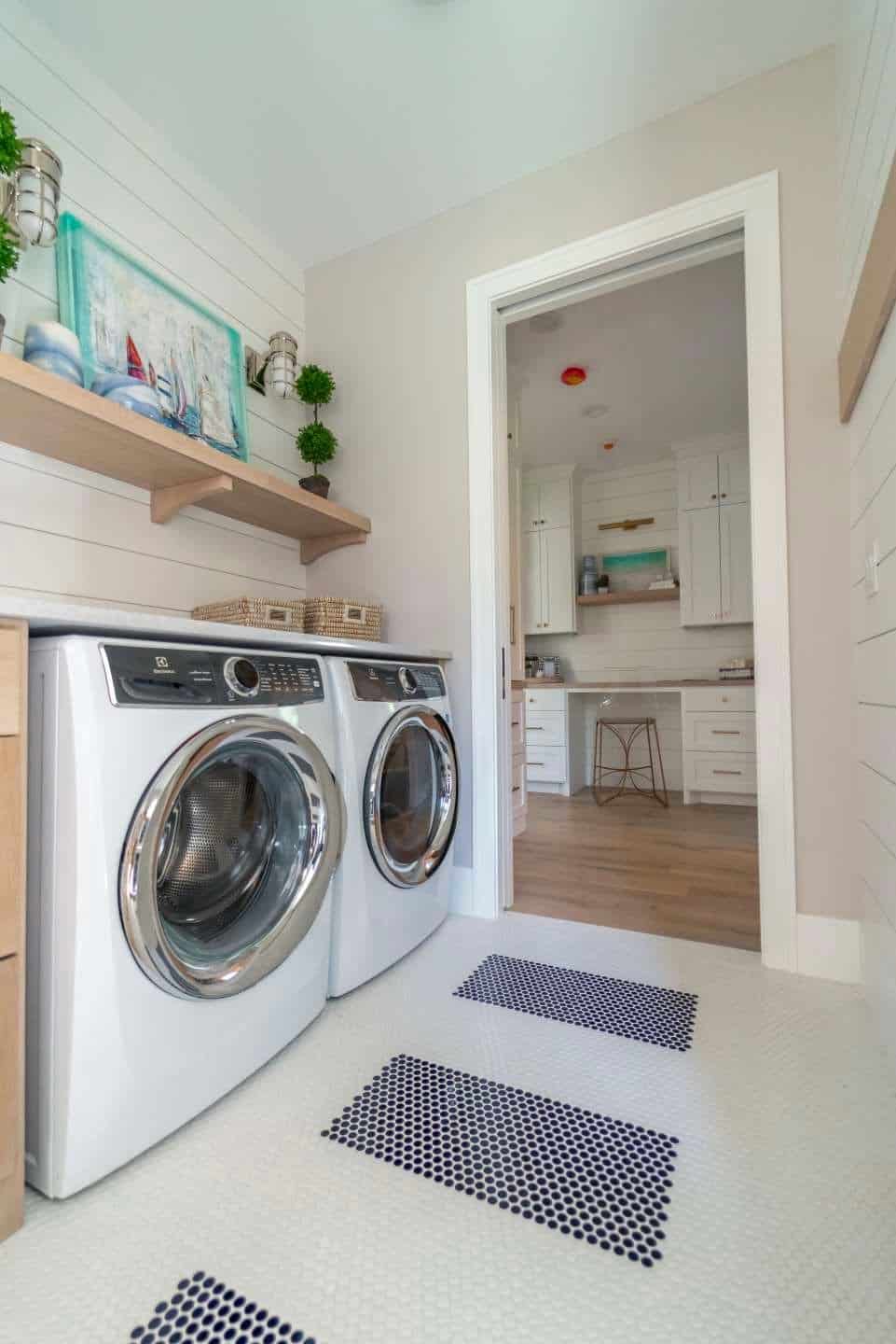 coastal-style-laundry-room