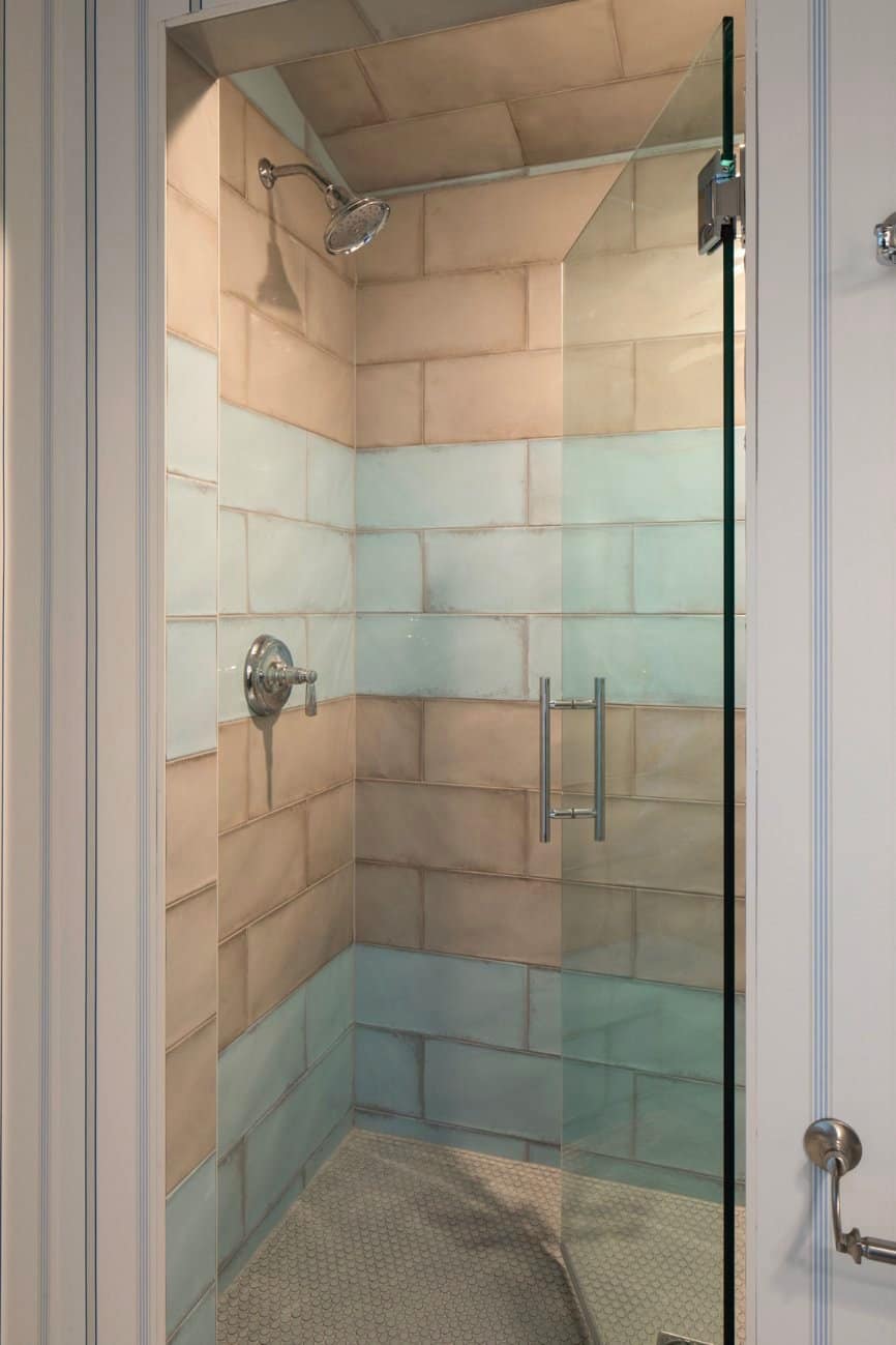 coastal-style-bathroom-shower