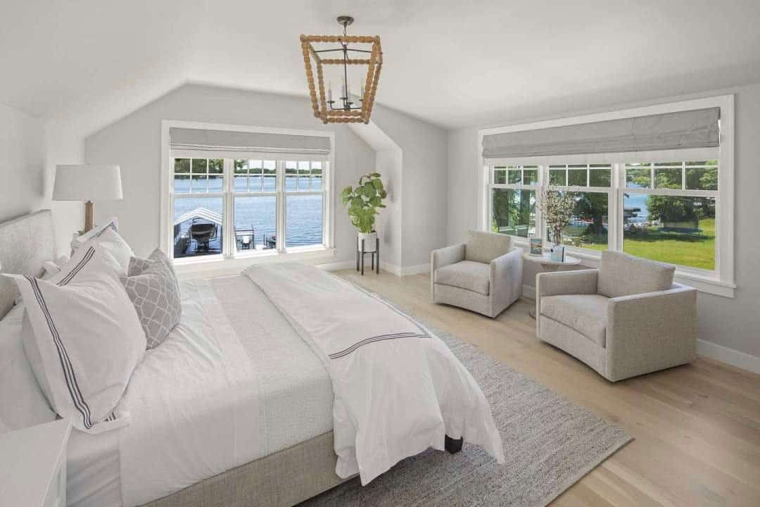 coastal-style-master-bedroom