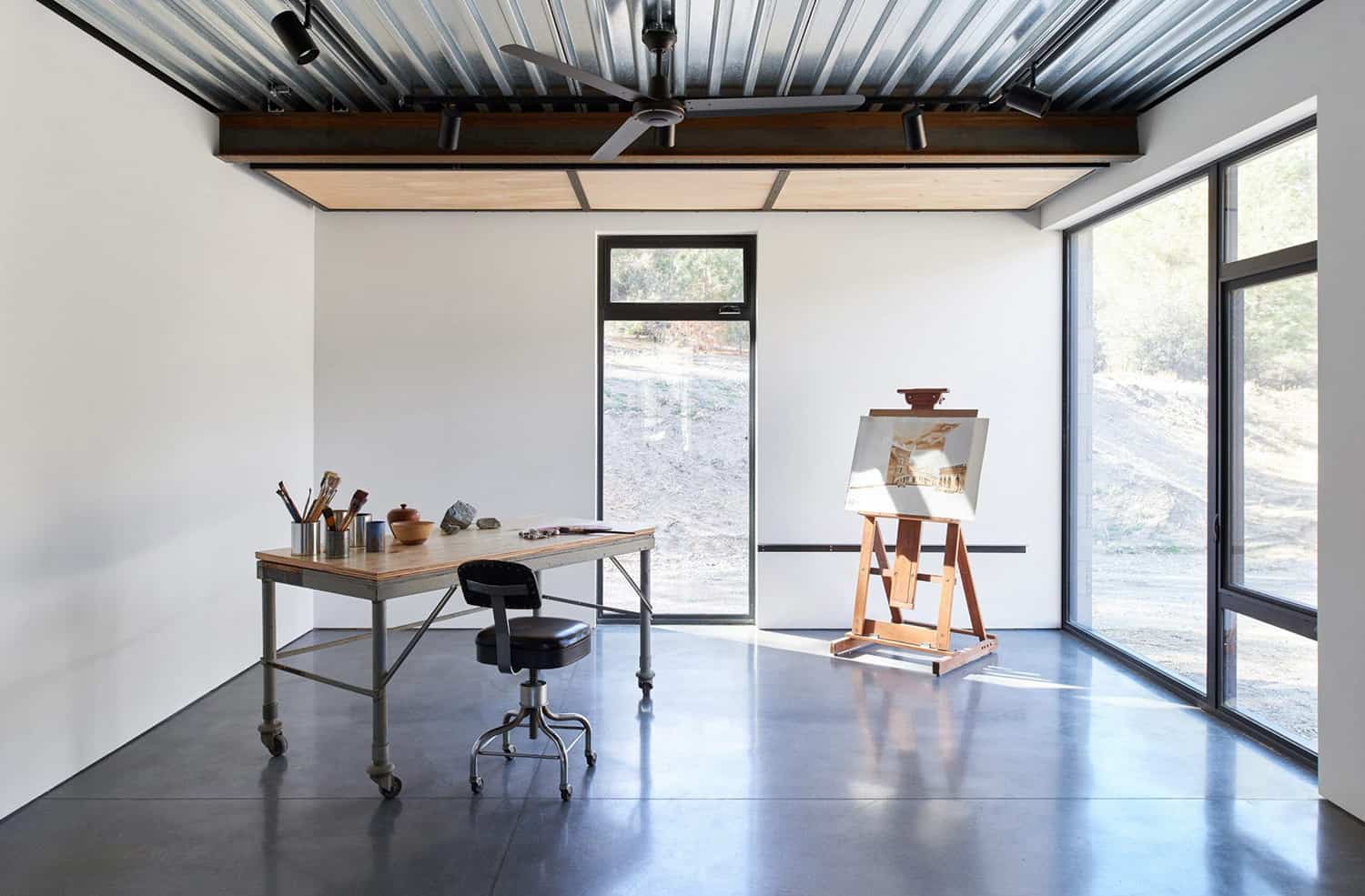 modern-artist-studio