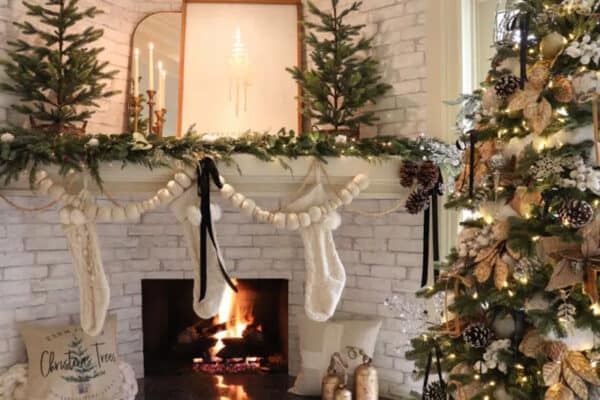 featured posts image for 18 Of The Most Absolutely Stunning Christmas Mantel Decor Ideas