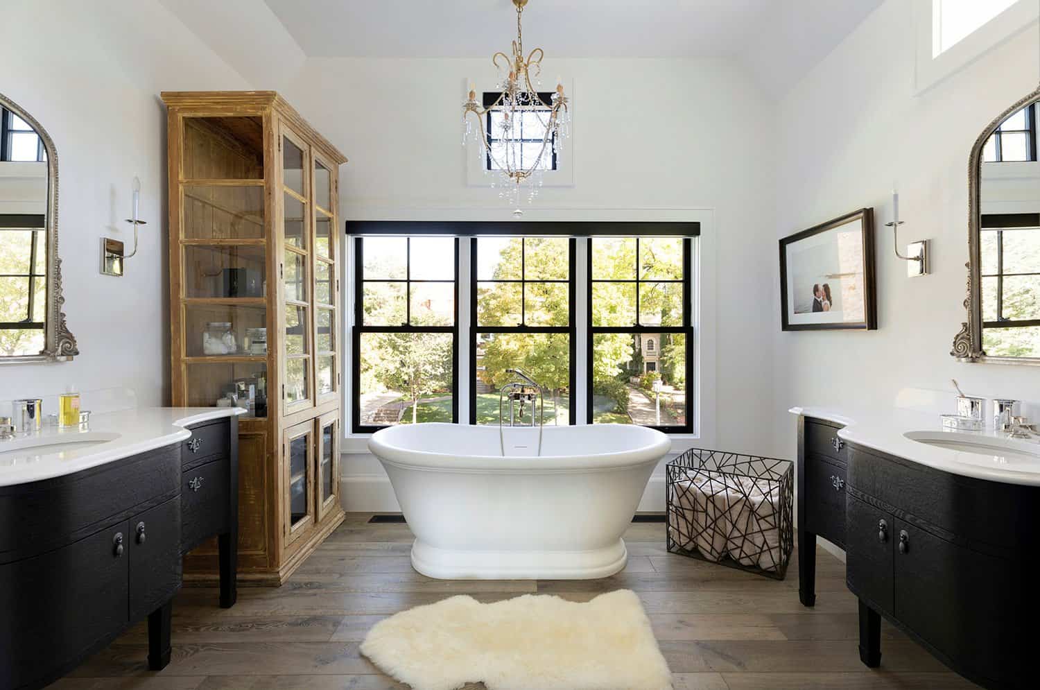 transitional-bathroom-with-a-soaking-tub
