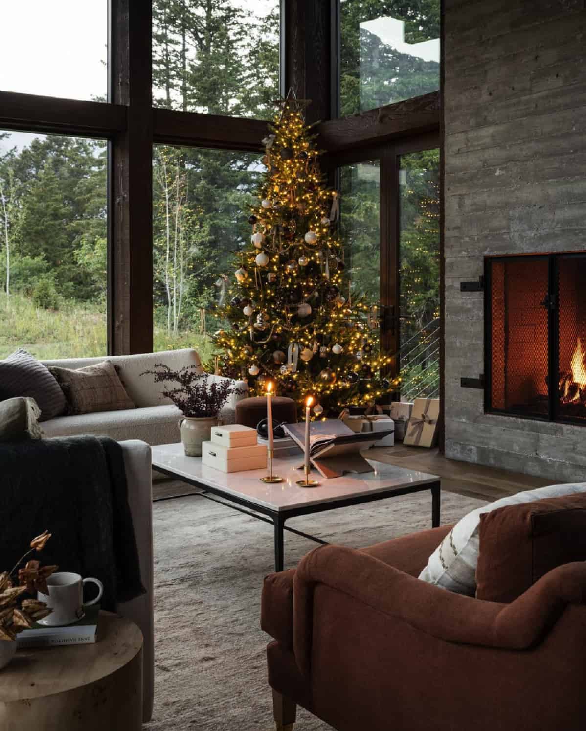 lighted-christmas-tree-in-the-corner-of-a-living-room