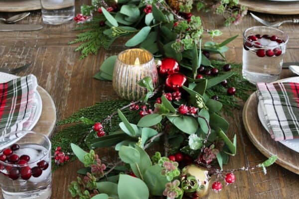 featured posts image for 21 Amazing Ideas To Add Merriment To Your Christmas Dining Table