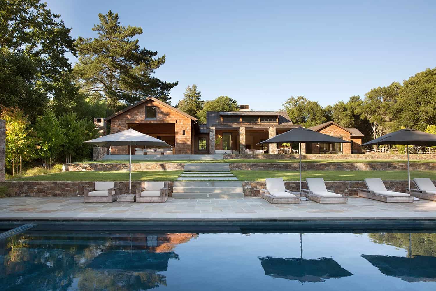 farmhouse-style-home-swimming-pool