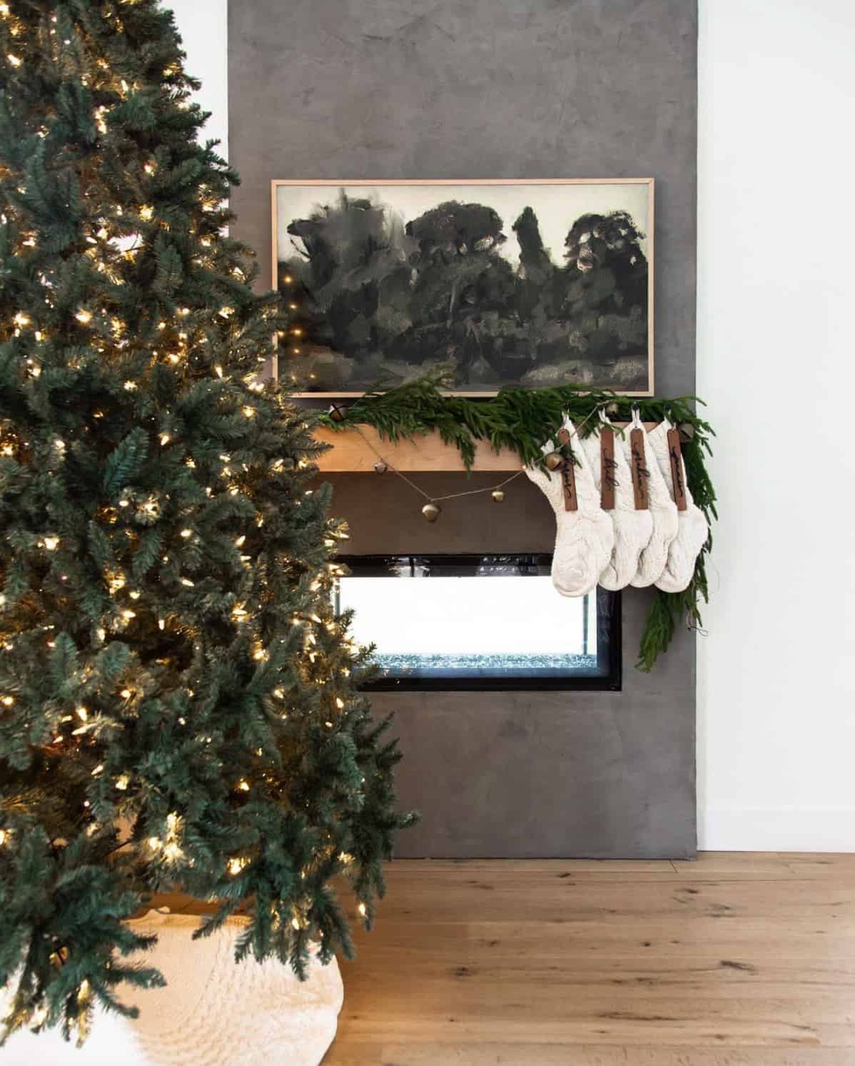 christmas-tree-and-fireplace-mantel-with-garland-and-stockings
