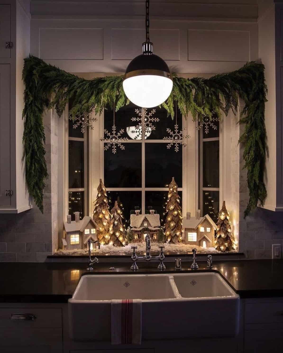 kitchen-window-framed-with-christmas-garland