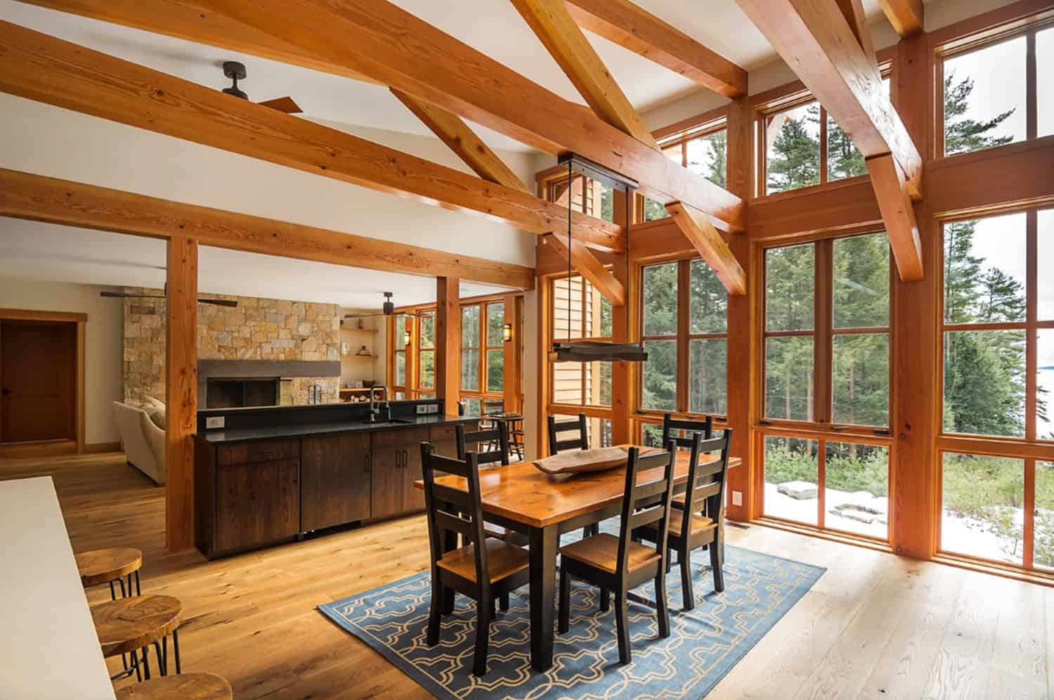 lake-house-dining-room