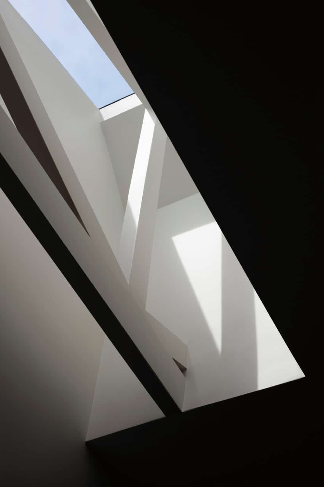 midcentury-modern-skylight