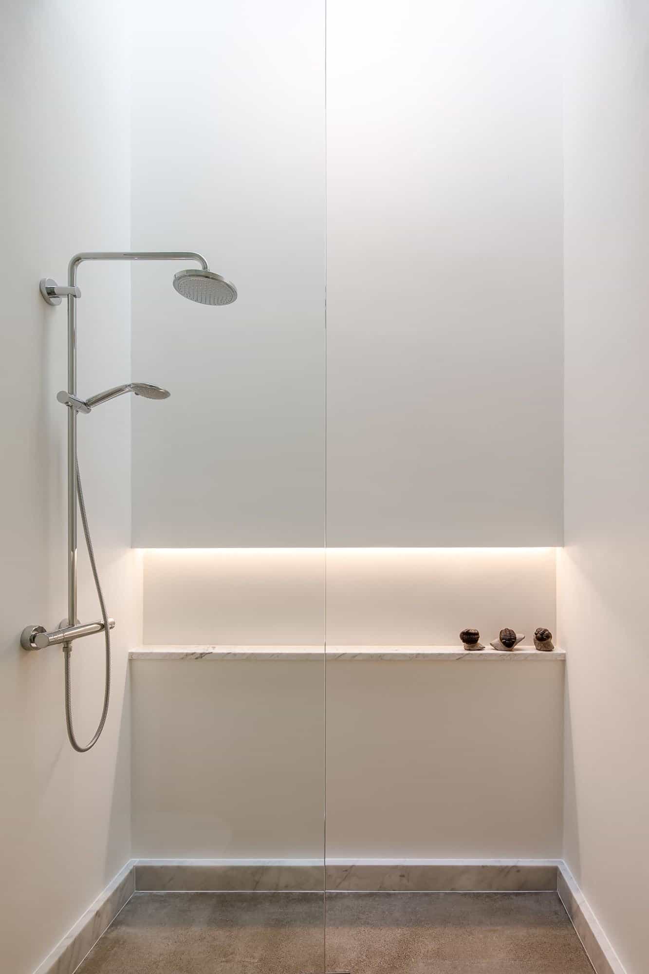 minimalist-bathroom-shower