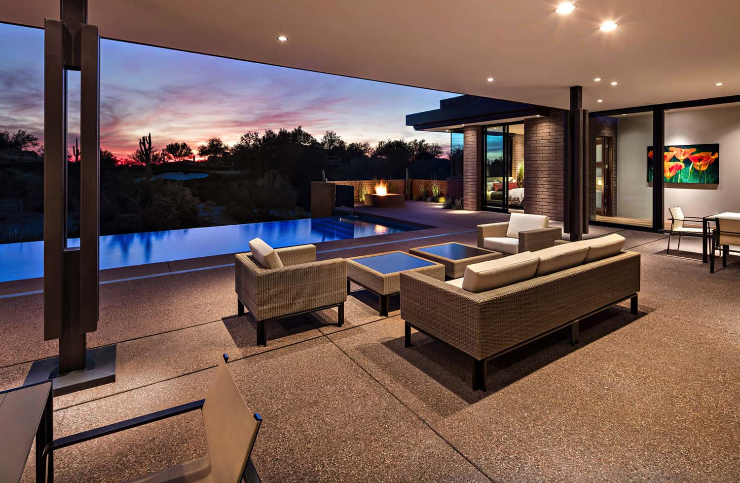 modern-outdoor-pool-and-patio