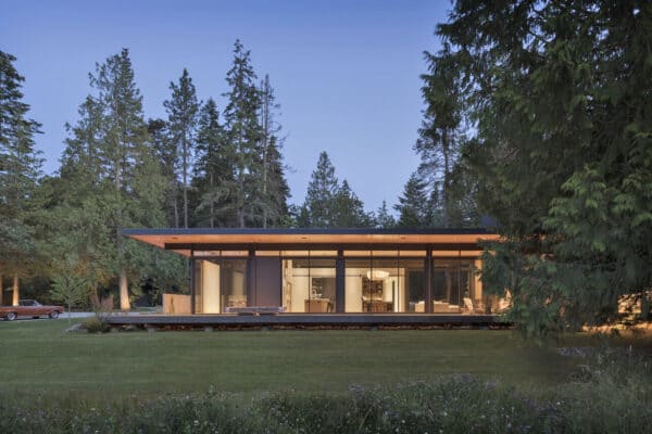 featured posts image for A modern nature inspired home celebrates outdoor living in Washington