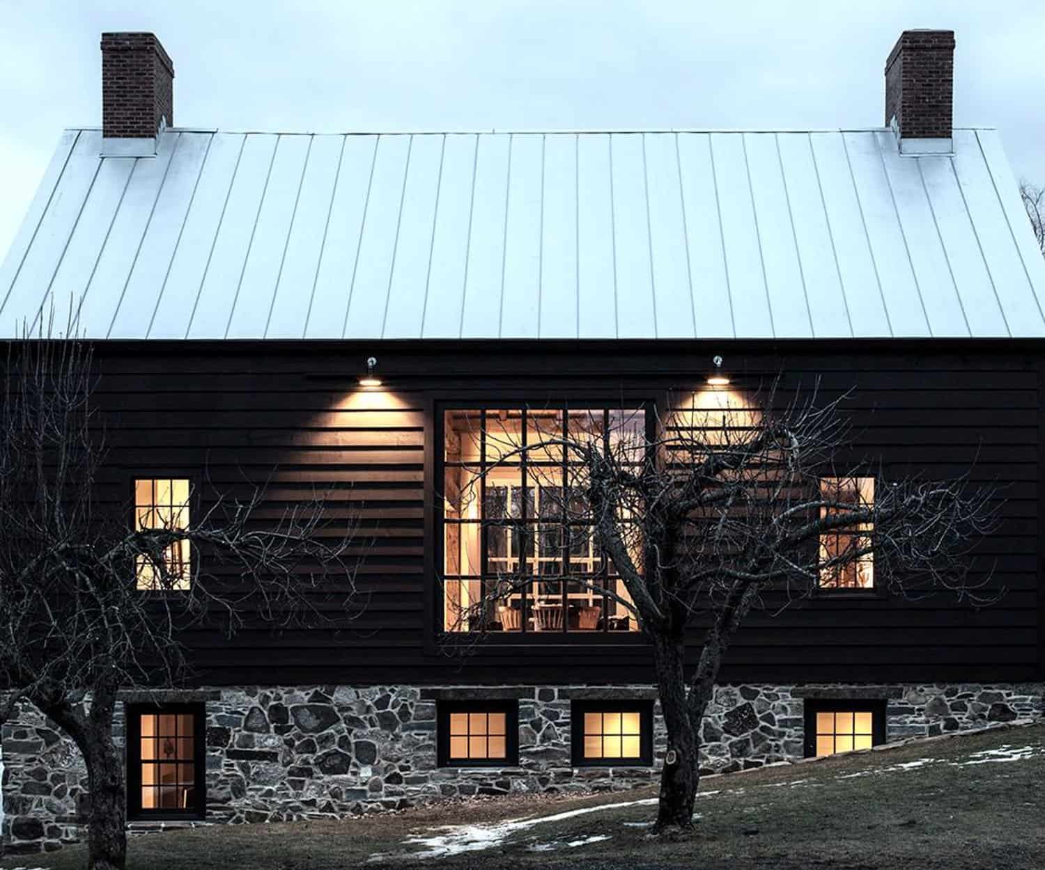 farmhouse-exterior