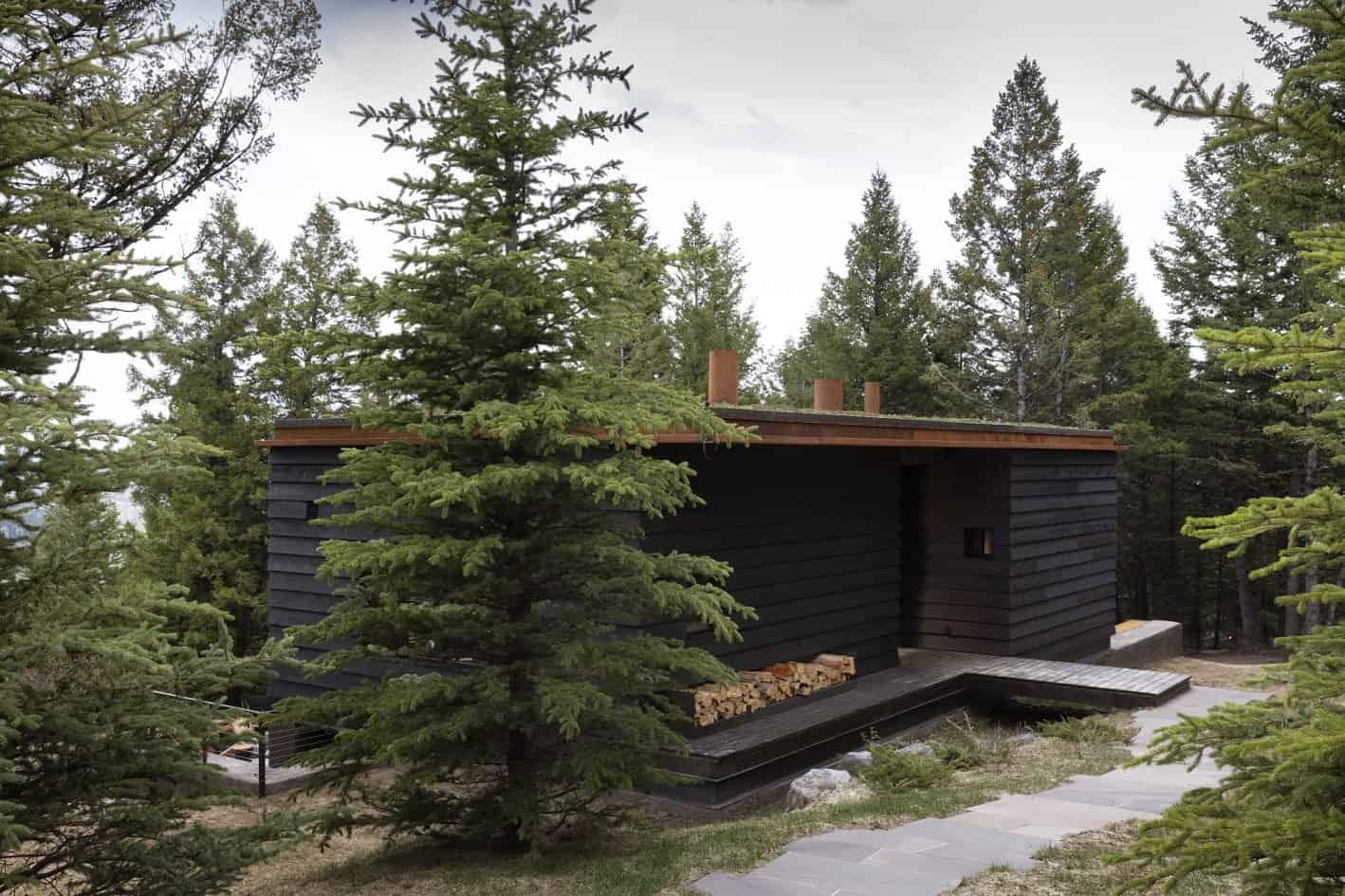 modern-mountain-cabin-exterior