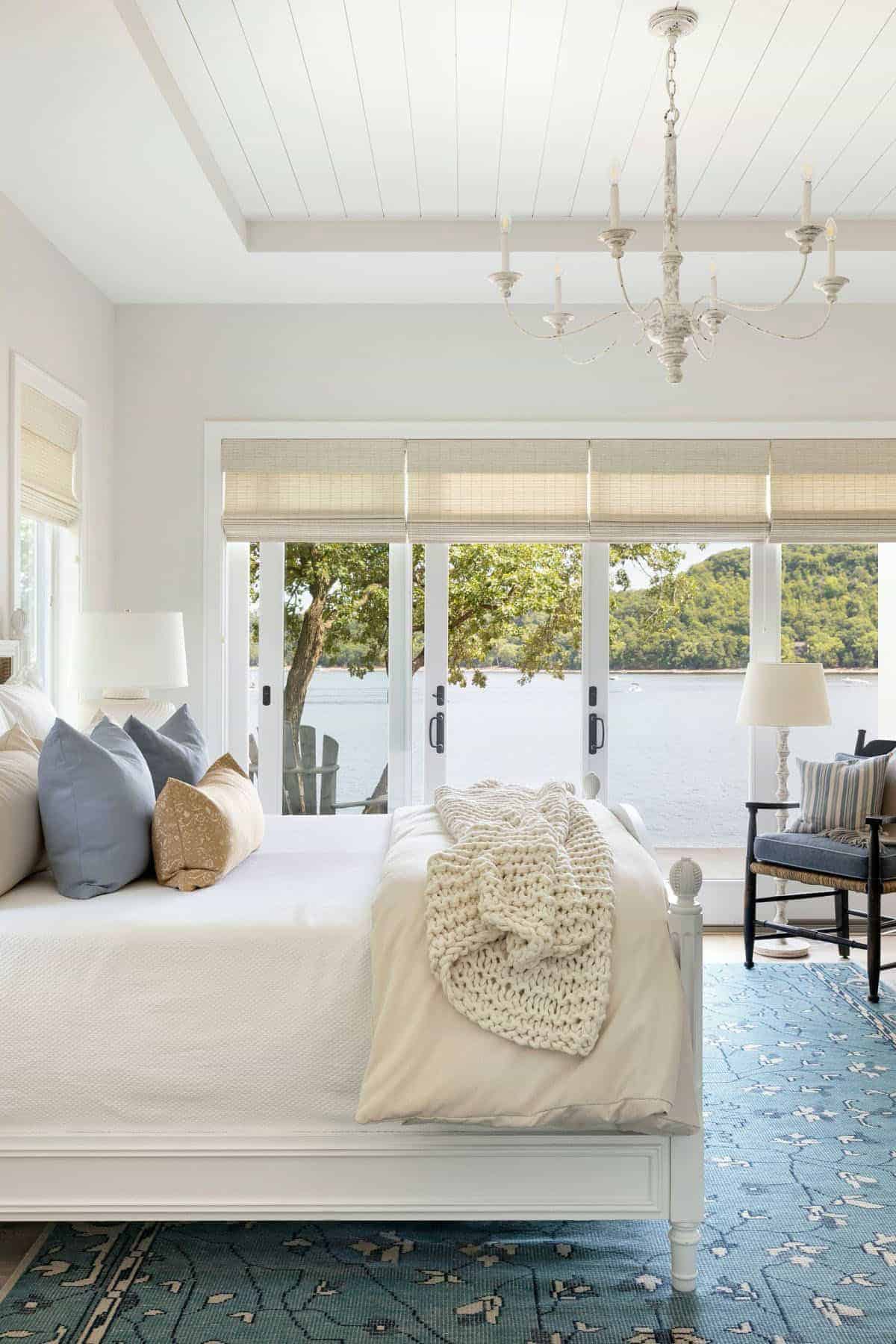 coastal-inspired-bedroom