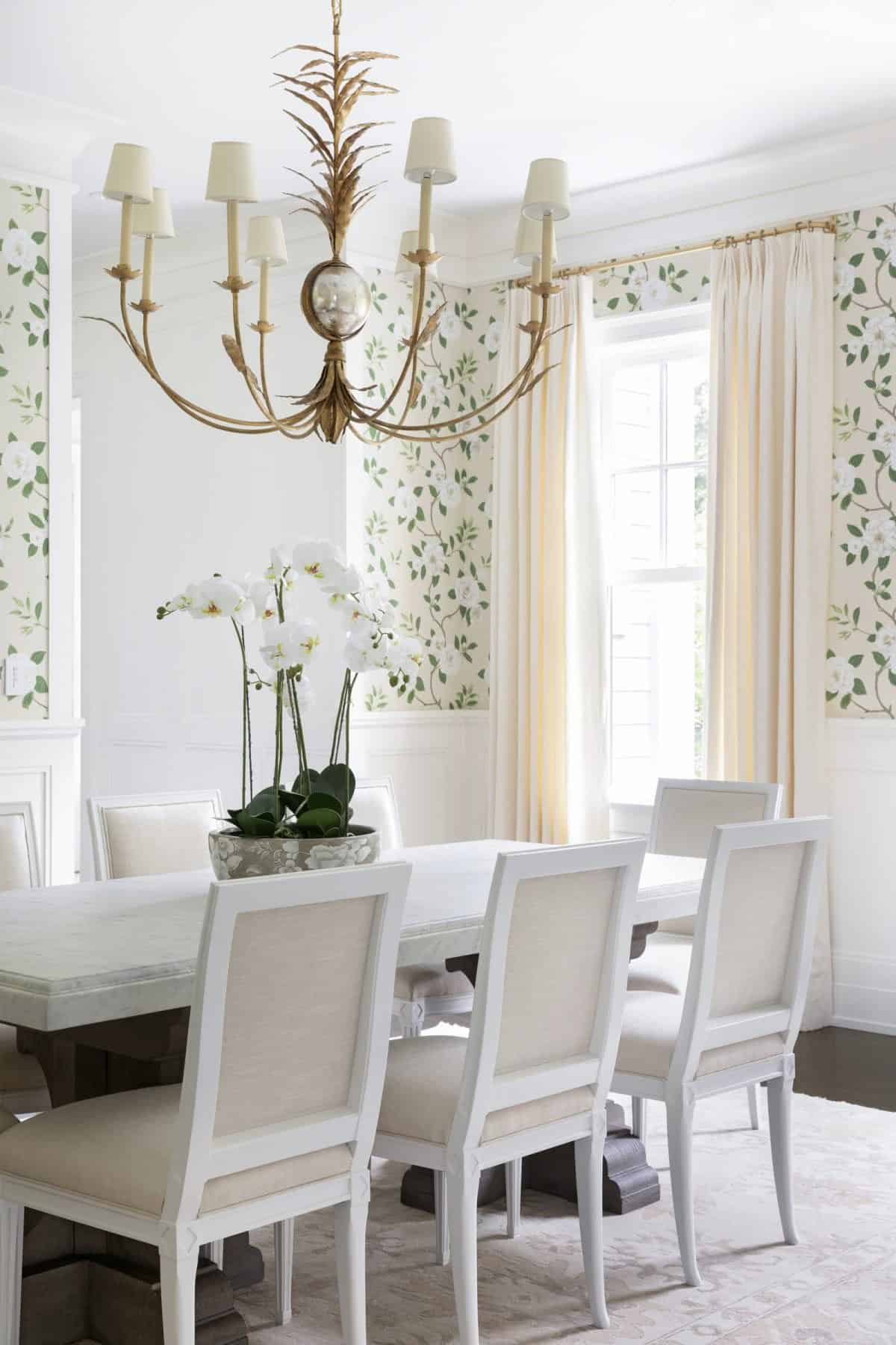 traditional-formal-dining-room