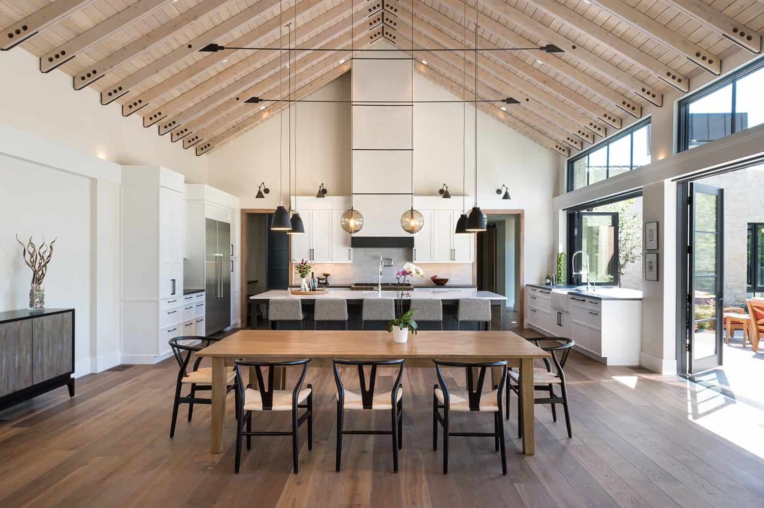 A Colorado house designed to embrace its beautiful pastoral landscape